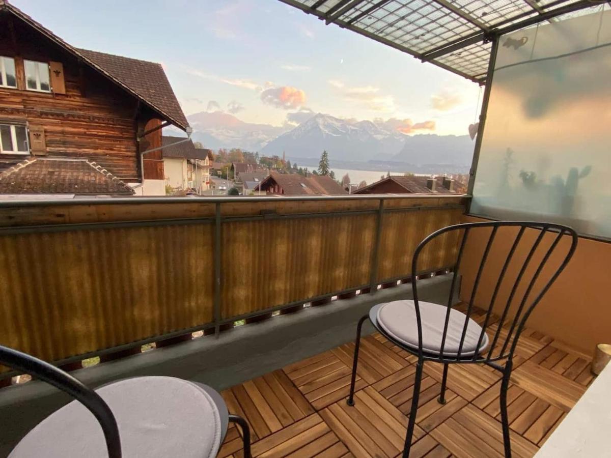Schoene Ferienwohnung Mit Seeblick 图恩 外观 照片