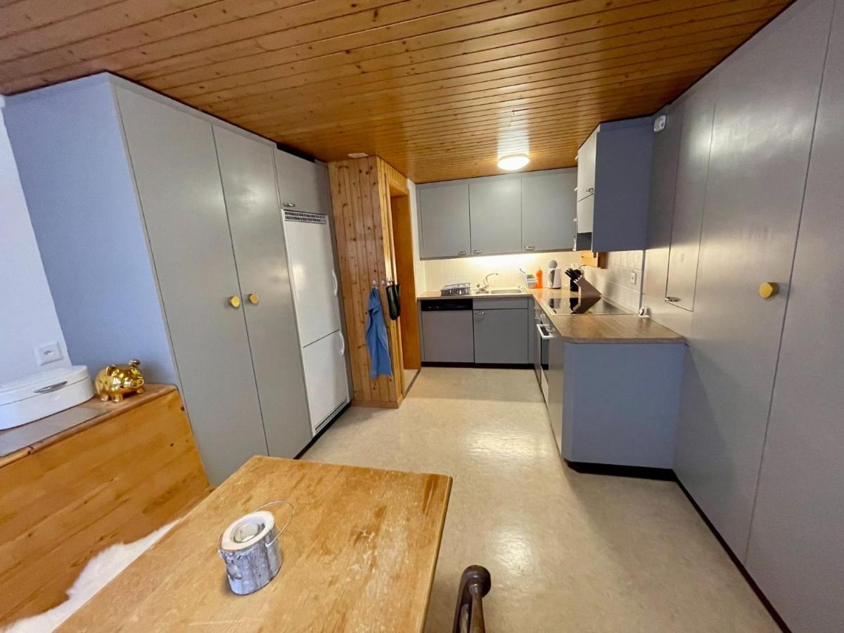 Schoene Ferienwohnung Mit Seeblick 图恩 外观 照片